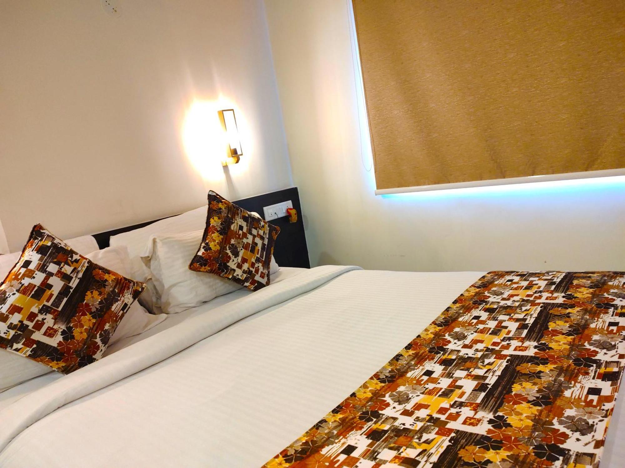 Athasri Hotel Hsr Layout Bangalore Exterior foto