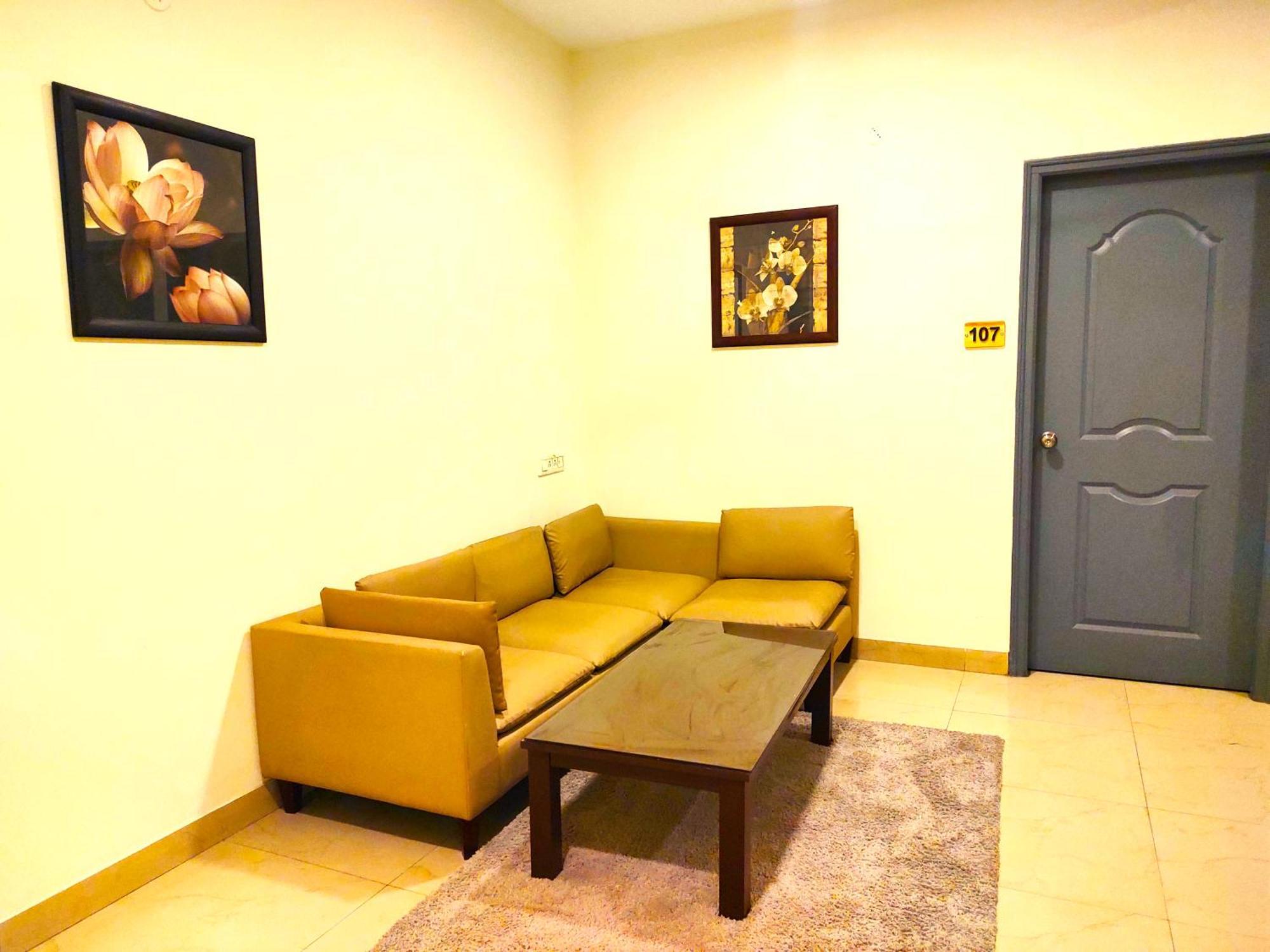 Athasri Hotel Hsr Layout Bangalore Exterior foto